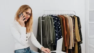 Optimizing E-commerce for _How-To_ Conversational Queries Optimizing E-commerce for _How-To_ Conversational Queries